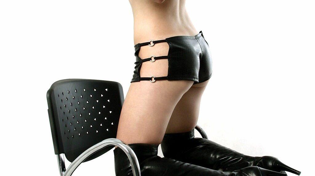 ProDomme Acompanhante Dominatrix / Garotas de Programa | Acompanhantes Relax BH ProDomme Acompanhante Dominatrix